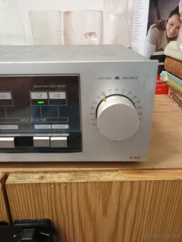 Onkyo intergrated stereo amplifier A-300 - 4