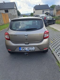Dacia Sandero 1,2 benzín, super stav - 4