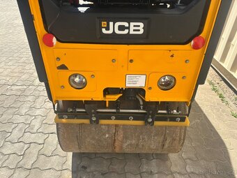 Vibrační válec JCB CT160 - 4