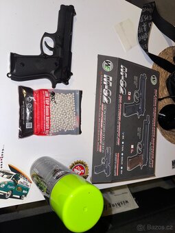 Plynová Airsoft pistole WE M-92 - 4