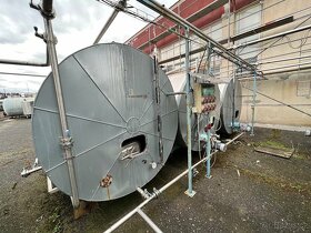 Dvouplášťová nerezová nádrž - 4