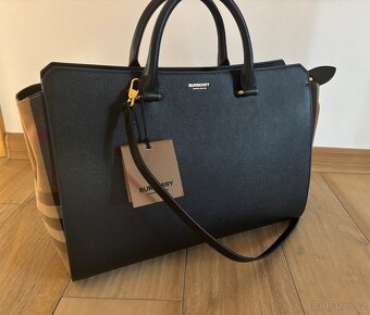 Luxusní kabelka BURBERRY BANWELL - 4