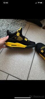 Jordan 4 Retro Thunder 38 - 4