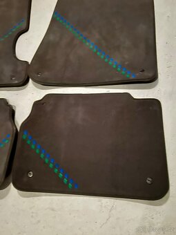 Alpina B10 Allrad (E34) - nové koberce - 4