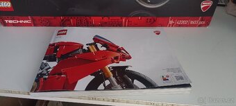 Lego TECHNIC 42202 Panigale V4S Ducati motorka. - 4