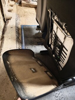 Sedačky Audi A4 b7 - 4