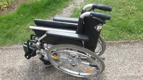 Prodám mechanický invalidní vozík - 4