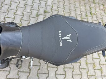 Yamaha MT-09 2014 - 4