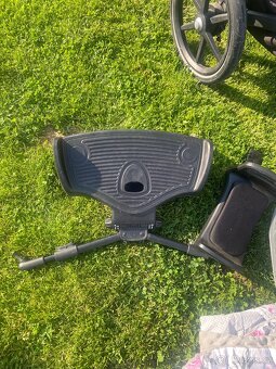 Thule Urban Glide 2 - 4