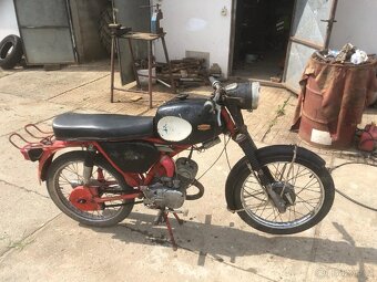 Jawa 90 Roadster - 4