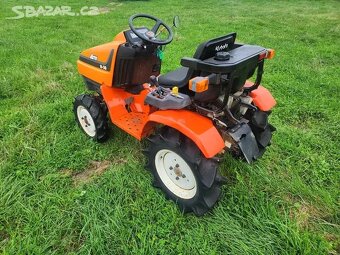 JAPONSKÝ MALOTRAKTOR KUBOTA A-30 4x4 - 4