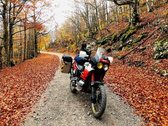 XRV 750 Africa Twin - 4
