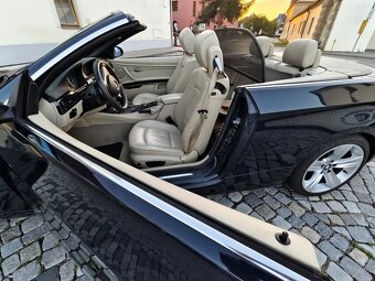 Kabriolet BMW 335i e93 2007 modro černá barva - 4