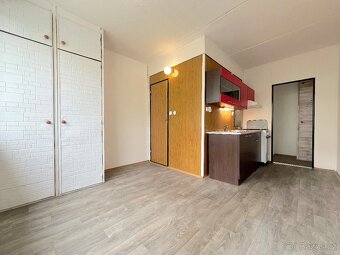 Pronájem bytu 1+1, 36 m2 - ul. Dukelských Bojovníků, Znojmo - 4