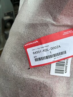 Honda ADV350 středový boční plast pravý (64331-K2L-D00ZA) - 4