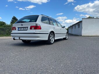 Bmw e39 - 4