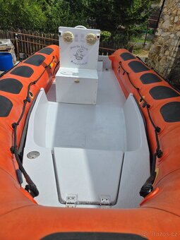 Rib člun Valliant 570, až 130hp, až 14 lidi - 4