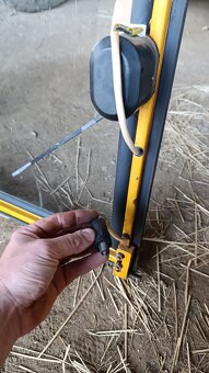 Okno kabiny DH 113 - 4