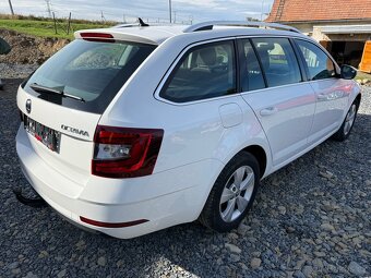 Škoda Octavia 3 2.0 TDI 110kw FULLLED DSG ACC 130TKM 2019 - 4