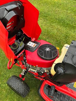 ZAHRADNÍ TRAKTOR - 4
