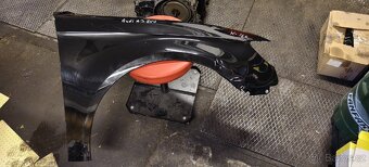 Audi A3 8v přední pravý blatník LY9T - 4