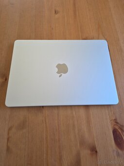 MacBook Air M4 (10jádro), 16GB RAM, 512GB SSD - 4
