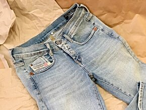 DIESEL D-EBBEY Dámské Zvonové Džíny (BootCut) vel. 25L34 - 4