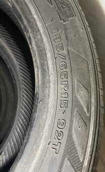 Pneu letní 185/65 R15 Hankook - 4