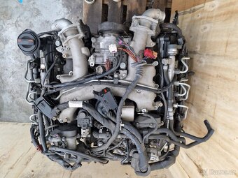 Prodám motor VW Touareg CKDA, V8, 250 KW, 340 PS - 4
