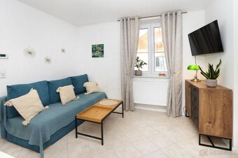 Pronájem bytu 2+kk Znojmo, Palliardiho - 4