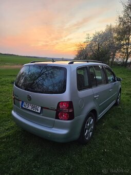 Volkswagen touran 1.9tdi 77kw bls - 4