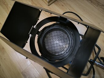 Arri 1000W - studiové světlo - 4