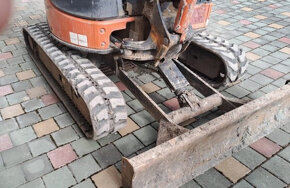 3.7t minibagr Hitachi ZX35 rypadlo pásové - 4