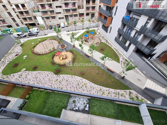 pronájem 1kk 32m2 balkon 5m2 P4 Háje Výstavní garážové stání - 4