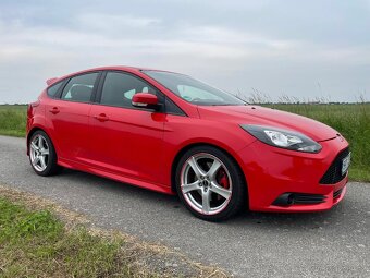 Ford Focus 2.0 ST 184kw - 4