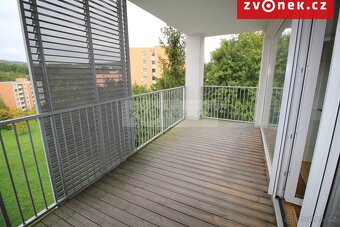 Kompletně vybavený 1+kk, parkovací stání - 4