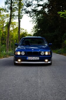BMW E34 540i V8 Manual - 4