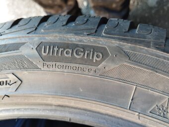 255/45/20 105v Goodyear - zimní pneu 2ks - 4