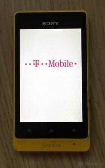 Sony Xperia ST27i – mobilní telefon - 4