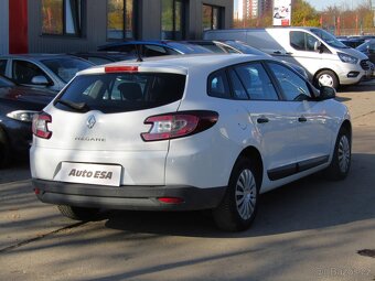 Renault Mégane 1.6 16V ,  74 kW benzín, 2011 - 4