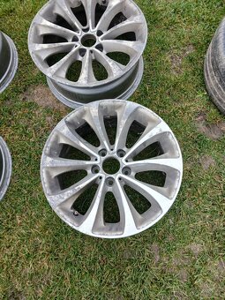 Bmw 5x120r18 et30 - 4