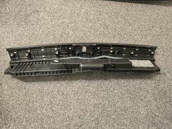 Škoda Superb III 3 combi. Kryt nosiče zámku - 4