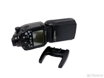 Yongnuo YN600EX-RT, YN-E3-RT a TF-334 - 4