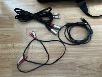 Numark mixtrack platinum fx - 4