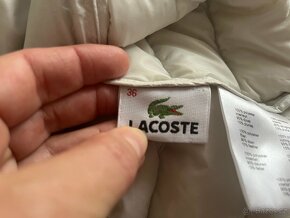 Dámská péřová prošívaná bunda Lacoste, vel. 36 - 4