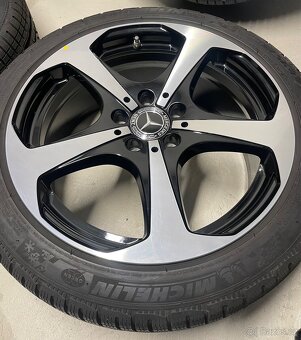 Orig zimni Mercedes C W205 a205 r18 Michelin 98% - 4