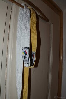 Dobok - kimono na Taekwondo vel. 140 - 4
