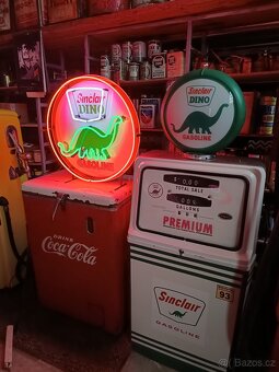 Velký neon Sinclair DINO, dekorace, USA - 4