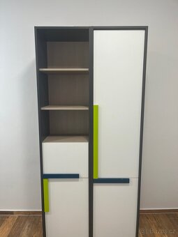 Nábytek,Skříně - 4