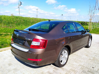 Škoda Octavia 1.2 TSi, navi, tempo, BT, park. senzory - 4